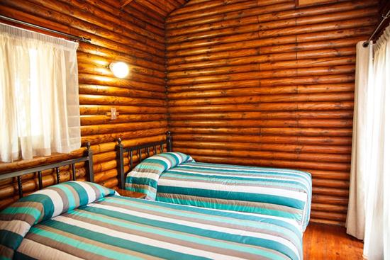 Loskopdam, A Forever Resort: Log Cabins - 2 Bedroom - 1 Double bed, 2 Singles