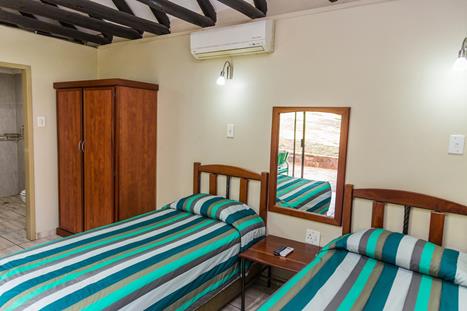 Loskopdam, A Forever Resort: Chalet - 2 Single Beds